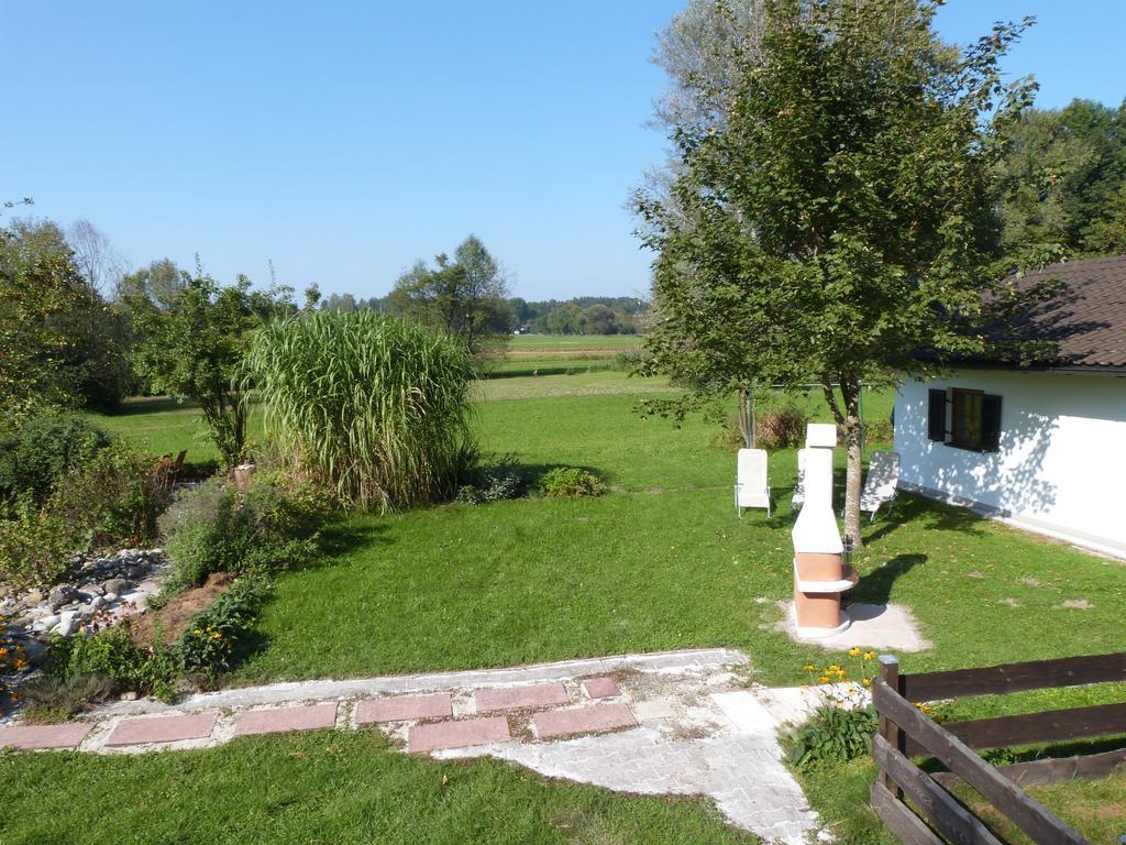 Chiemsee Comfort-Bungalow Mit Garten Rimsting Exteriör bild