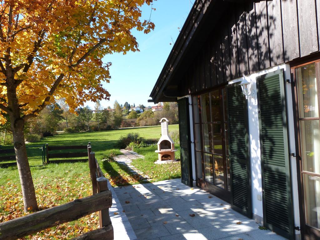 Chiemsee Comfort-Bungalow Mit Garten Rimsting Exteriör bild