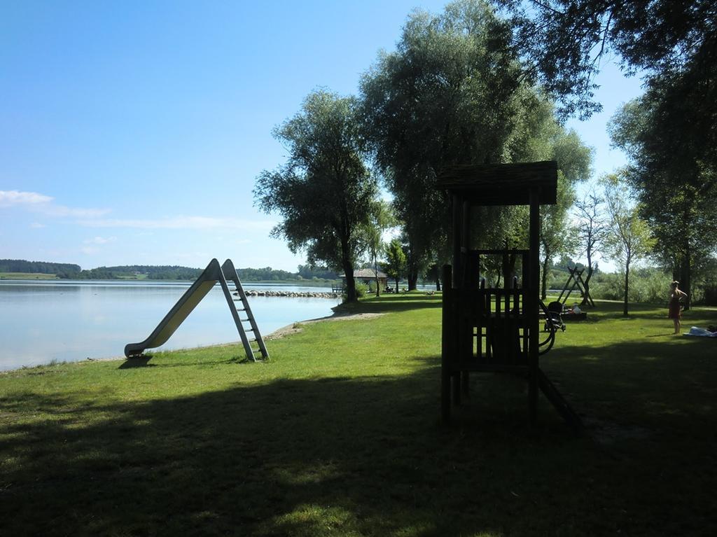 Chiemsee Comfort-Bungalow Mit Garten Rimsting Exteriör bild